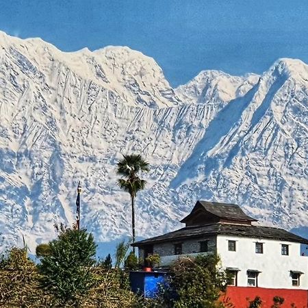 Es Deurali Resort Pokhara Exterior photo