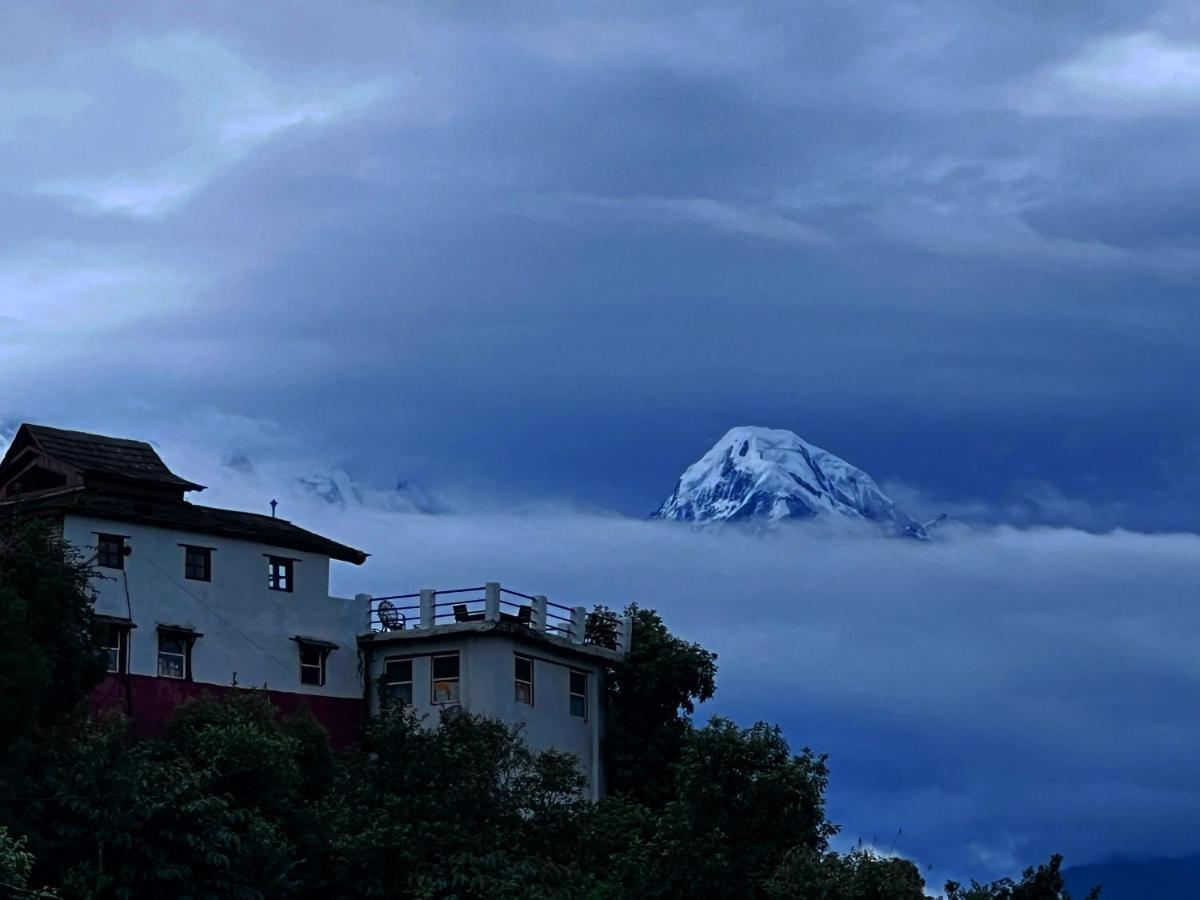 Es Deurali Resort Pokhara Exterior photo