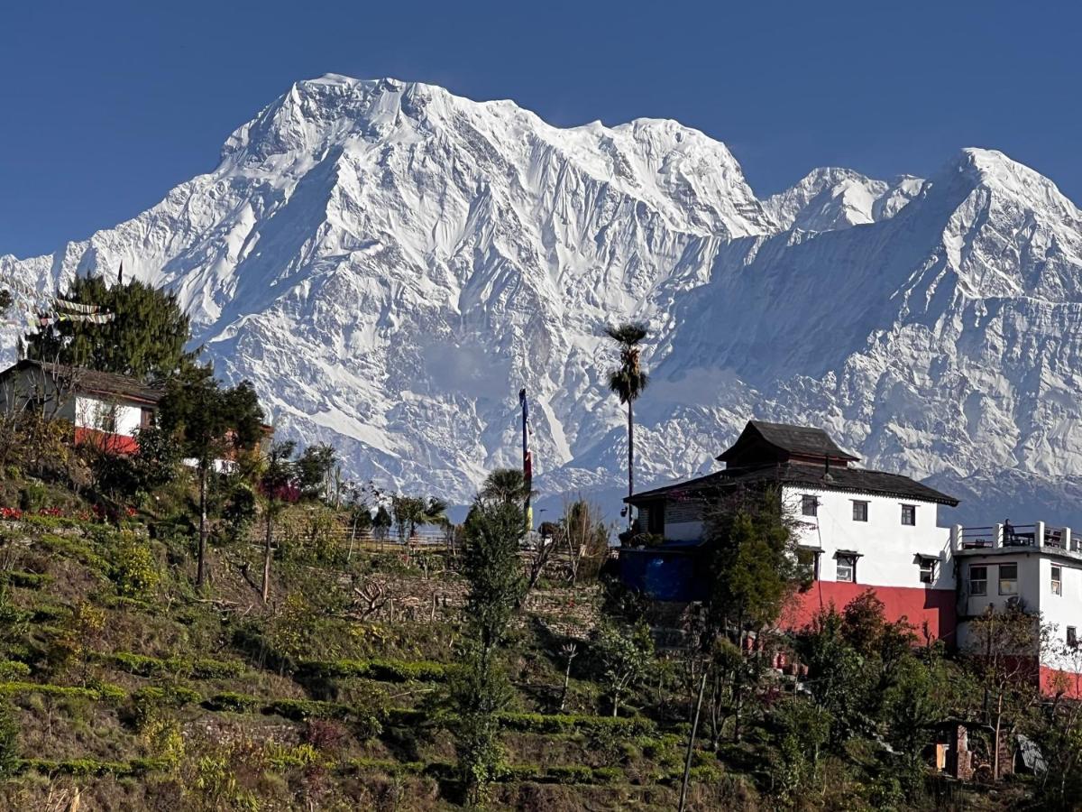 Es Deurali Resort Pokhara Exterior photo